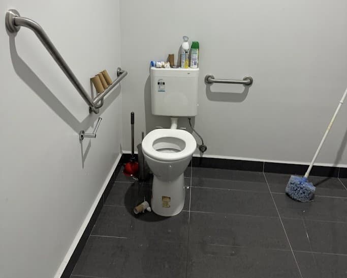 Before commercial cleaning 1